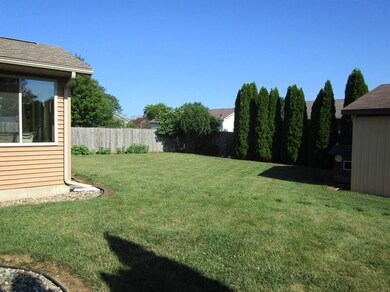 119 Lynn Dee Ct, New Carlisle, IN 46552 - photo 4