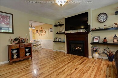 2429 Childress Rd, Alum Creek, WV 25003 - photo 5