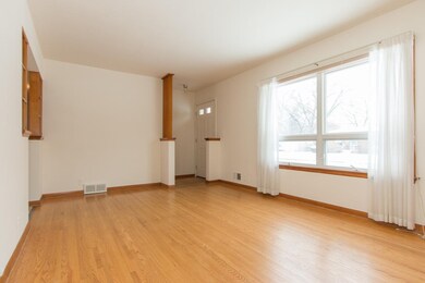 008 living room - IMG_4967