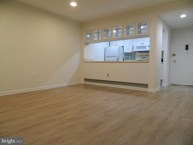 3618 Gleneagles Dr unit 71H, Silver Spring, MD 20906 - photo 5