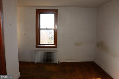 58 Conner Ave, Chambersburg, PA 17201 - photo 4