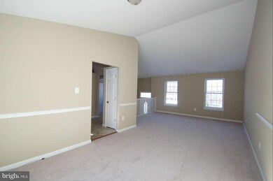 9423 Gunview Rd, Nottingham, MD 21236 - photo 3