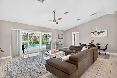 258 Willoughby Dr, Naples, FL 34110 - photo 5