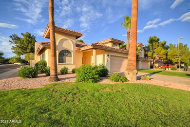 9102 E Laurel ln