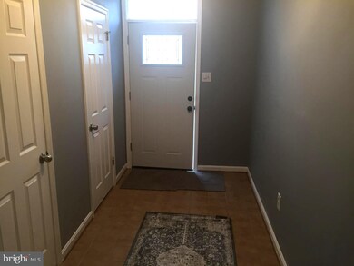 12214 Blue Moon Ct, Laurel, MD 20708 - photo 3