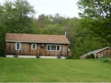 11 Mountain Commons Rd, Mendon, VT 05701 - photo 4