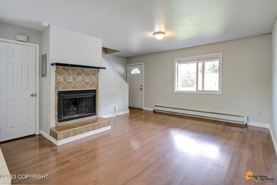1420 Carolyn Cir unit A, Anchorage, AK 99504 - photo 2