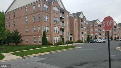 9600 Amberleigh Ln unit L, Perry Hall, MD 21128 - photo 3