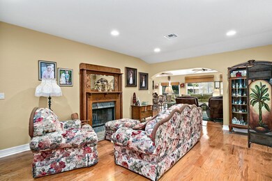 1135 Samar Rd 87