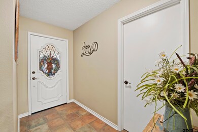 9763 9763 Lakeshore Dr, Tyler, TX 75707 - photo 4