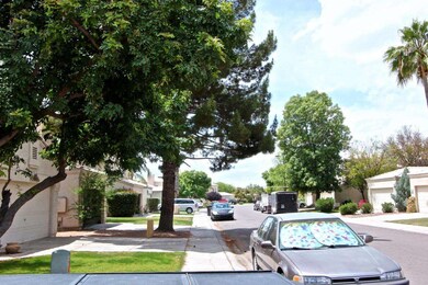 1523 E Beacon Dr, Gilbert, AZ 85234 - photo 4