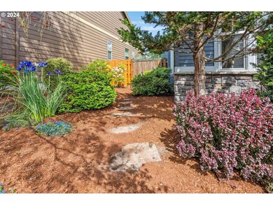 135 SW Spruce St, Yamhill, OR 97148 - photo 5