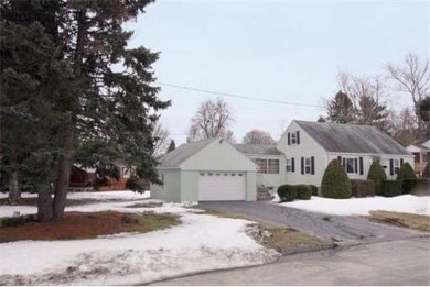 106 Kenberma Rd, Worcester, MA 01604 - photo 2