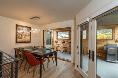 Dining Room / Deck