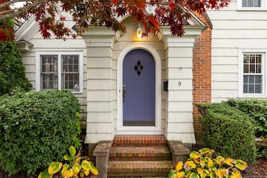 9 Avalon Place, Wethersfield, CT 06109 - photo 2