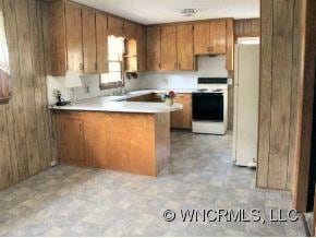Eat In and Kitchen