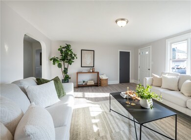 31 Utton Ave, Pawtucket, RI 02860 - photo 6