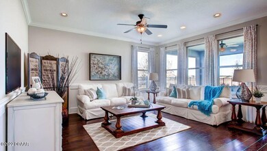Bellmore-large-004-4-Living Room-1500x10