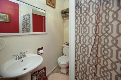 1159 44th st-110