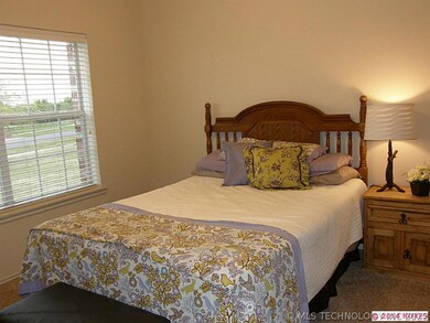 14950 N Fieldstone Dr, Claremore, OK 74017 - photo 7