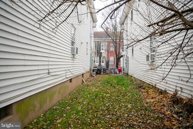 45 Middle Rose St unit J, Trenton, NJ 08618 - photo 3