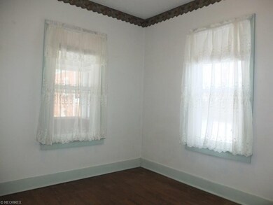 2968 Maple Ave NE, Canton, OH 44714 - photo 5