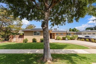 2915 E Ashcroft Ave, Fresno, CA 93726 - photo 2