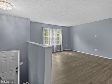 2007 Robert Bowie Dr, Upper Marlboro, MD 20774 - photo 4