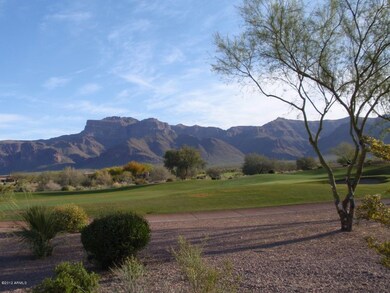 Superstition and Golf Views!