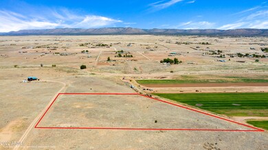 26275 N Andrea Ln, Paulden, AZ 86334 - photo 4