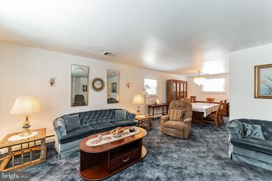 121 Glendale Rd, Exton, PA 19341 - photo 4