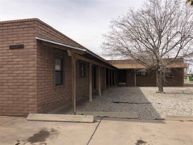 2601 Pecan Dr, Alamogordo, NM 88310 - photo 2