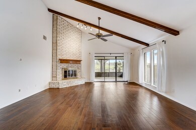 7722 Green Lawn Dr, Houston, TX 77088 - photo 5