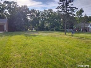 21438 Meridian Rd, Grosse Ile, MI 48138 - photo 6