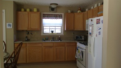 13 Blackberry Ln, Delphi, IN 46923 - photo 7