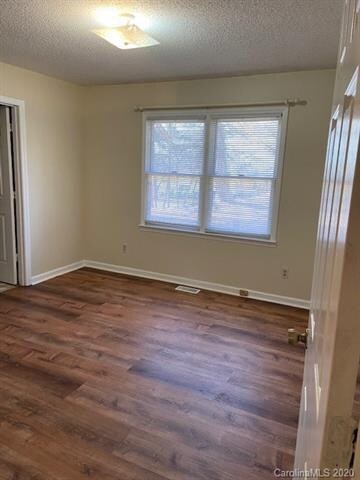 2306 Cliffside Dr, Statesville, NC 28625 - photo 7