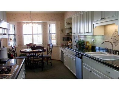 11209 Leo Collins Dr, El Paso, TX 79936 - photo 2