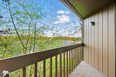 Private Deck