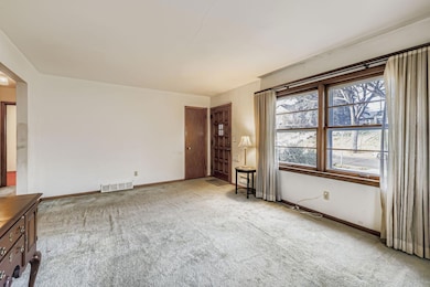 554 36th 1 2 Ave NE, Minneapolis, MN 55418 - photo 5