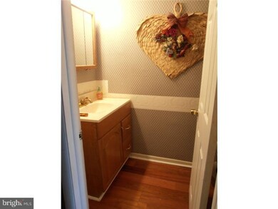 1409 Donna Ave, Woodlyn, PA 19094 - photo 4