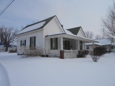 201 S Elm St, Odon, IN 47562 - photo 4