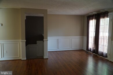 13918 Winding Ridge Ln, Centreville, VA 20121 - photo 6