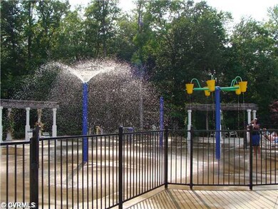 Pool - Pool with Splash Park!