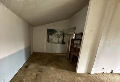 M DINING AREA