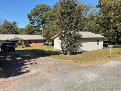 2011 E Rainbow Bend, Eufaula, OK 74432 - photo 3