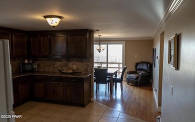 853 Spring Hill Rd unit D, Sterling, PA 18463 - photo 2