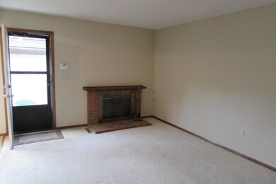 6279 Bidwell Ln, Columbus, OH 43213 - photo 6