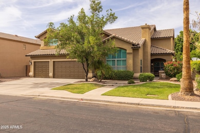 4)FRONT OF HOME (2)