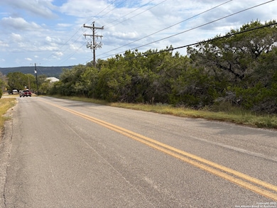 2870 Skyline Dr, Canyon Lake, TX 78133 - photo 4