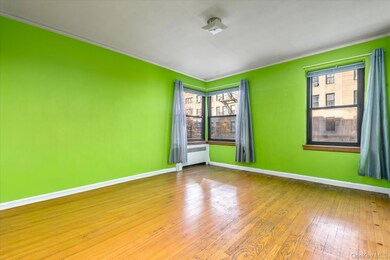 251 Seaman Ave unit 2H, New York, NY 10034 - photo 4